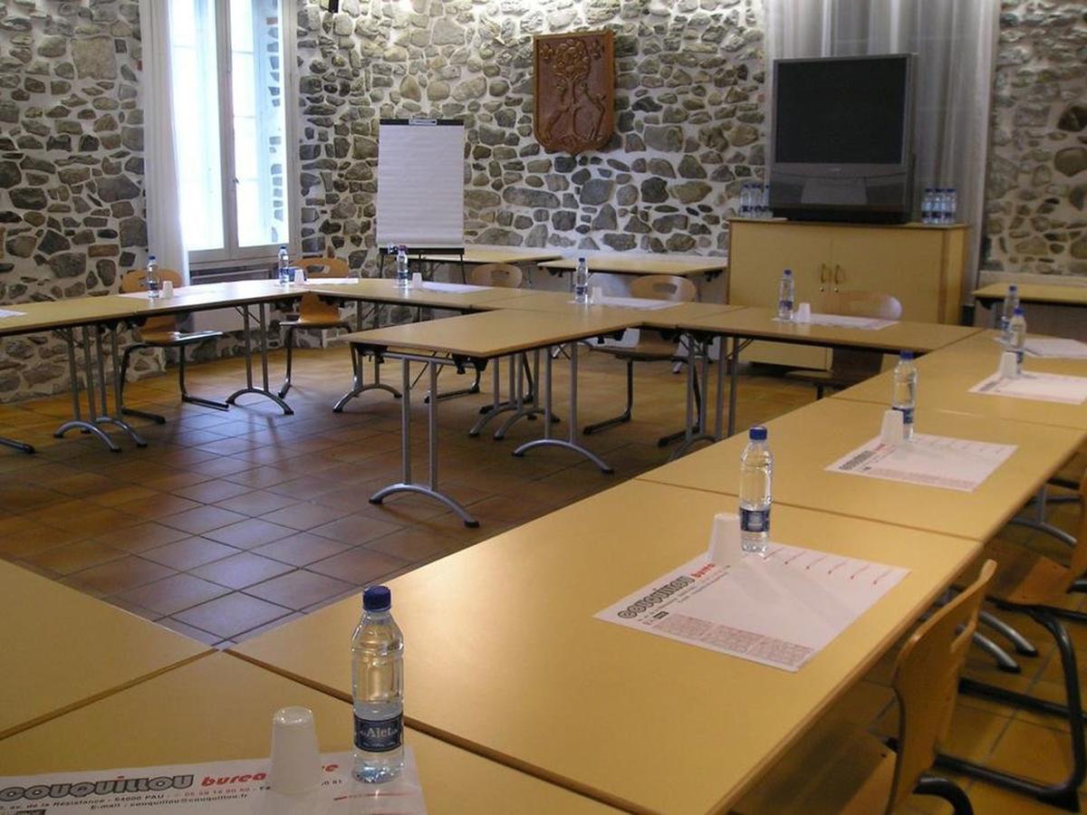 Auberge De La Vallee D'Ossau Izest Exterior foto