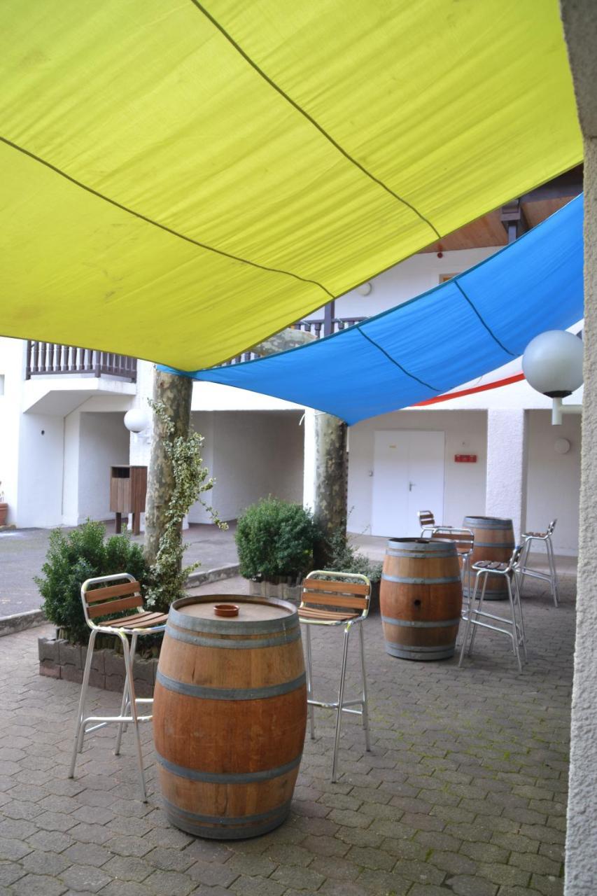 Auberge De La Vallee D'Ossau Izest Exterior foto